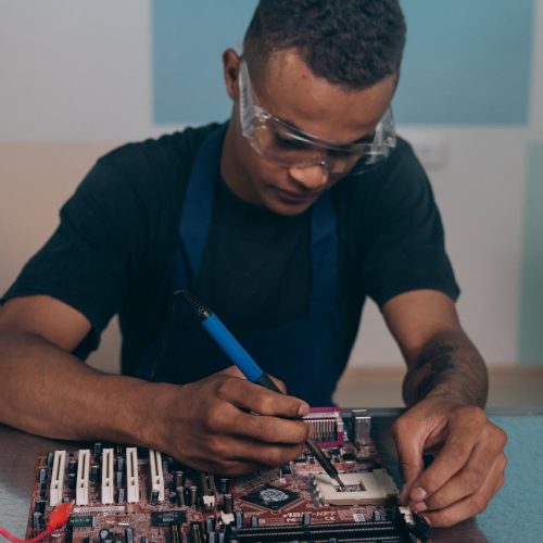 pexels-mikhail-nilov-9242258